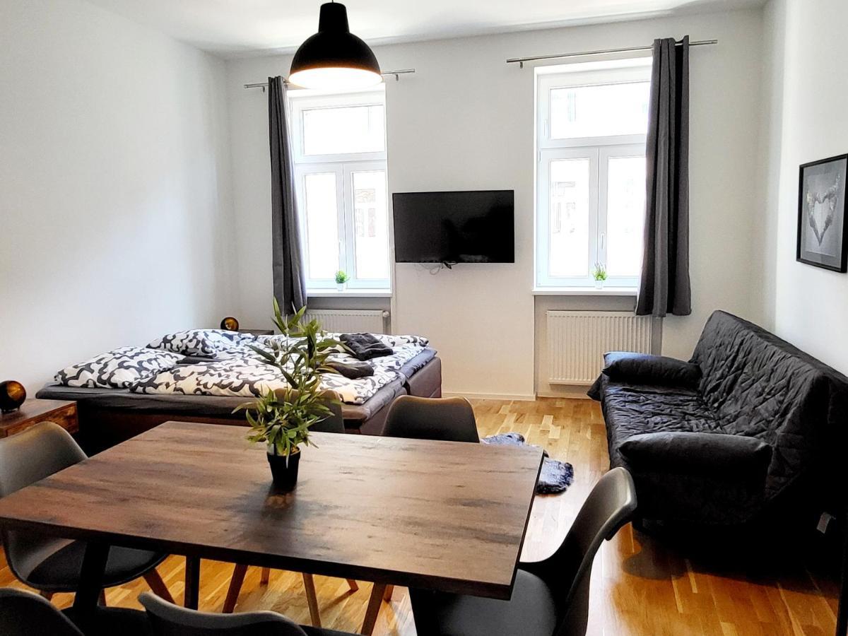 Sunny Apartment With 1 Balcony Vienna Esterno foto